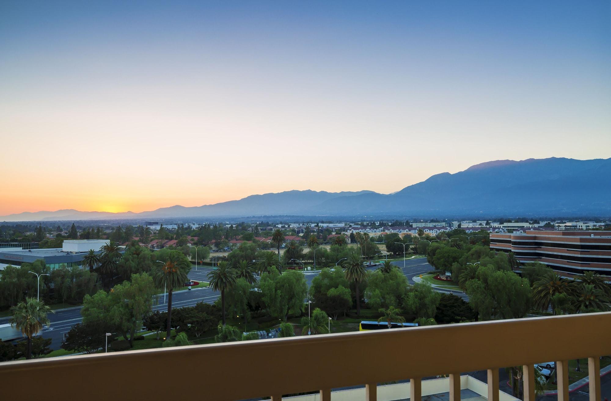 Ontario Airport Hotel&Conference Center Exterior foto